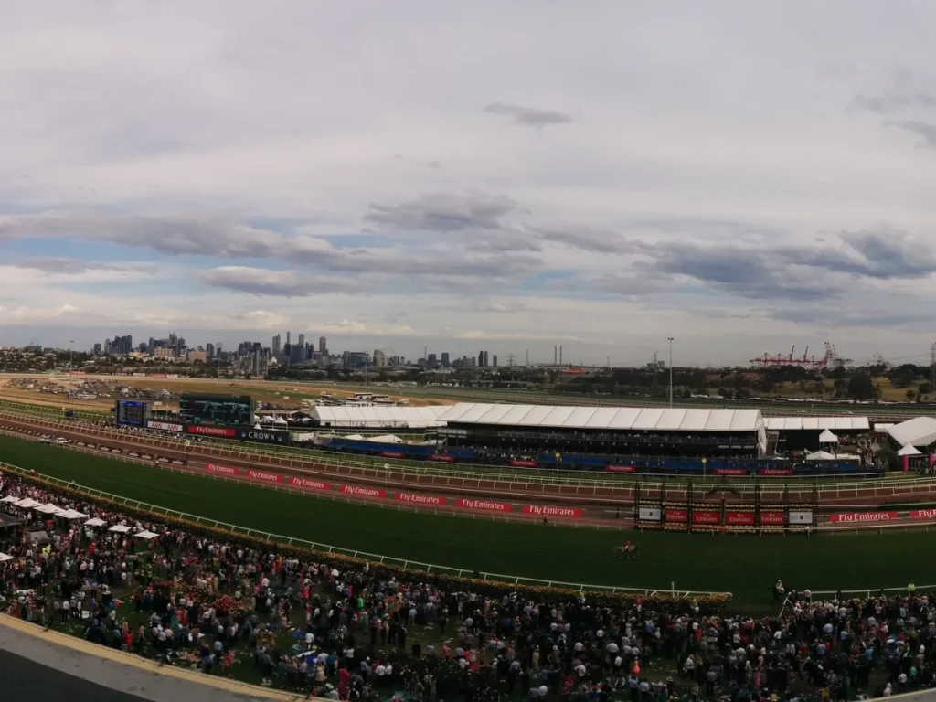 Melbourne Spring Carnival crowd at Flemington Racecourse in 2014